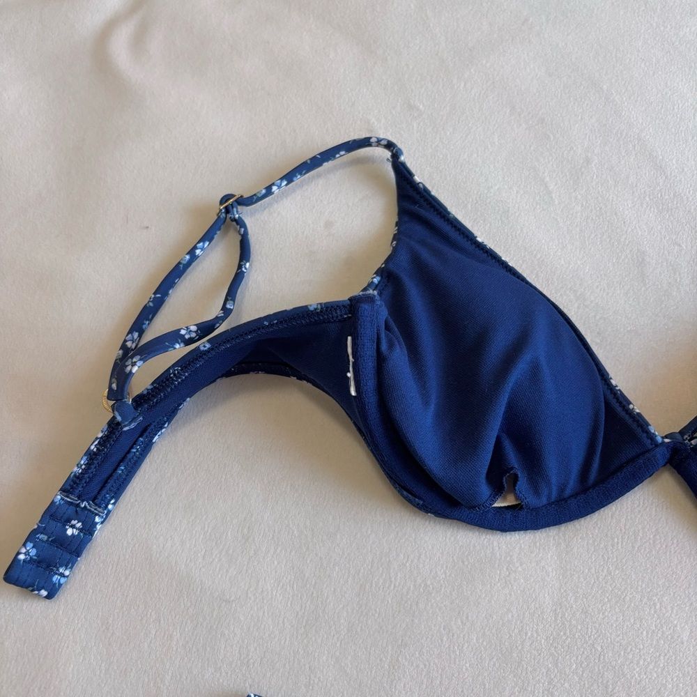 Hollister Floral Bikini Set, Blue, Size Small - Picture 8 of 8